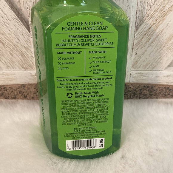 Bath & Body Works Halloween 2023 Foaming Hand Soap - Picture 3 of 4